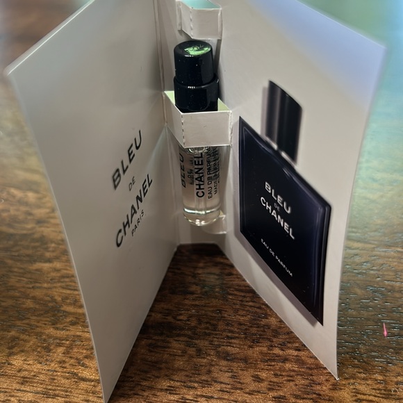 3! Chanel SAMPLE FRAGRANCES💝 perfect to carry in your purse, car or travel. - Picture 3 of 3